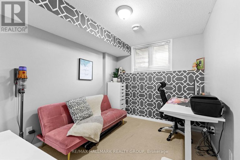 29431775/358-galston-private/mer-bleuebradley-estatesanderson-park/ottawa/ontario/K1W0G3_31