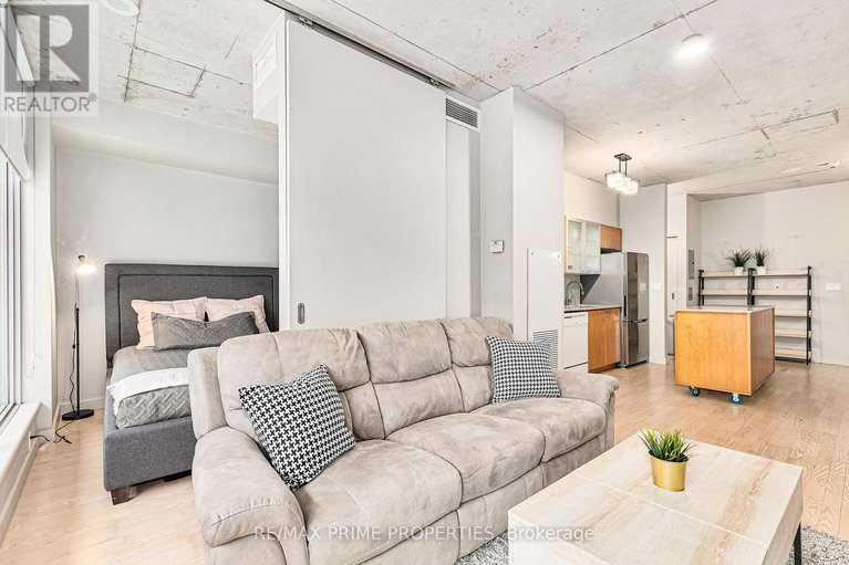 29330206/312-383-cumberland-street/lower-townbyward-market/ottawa/ontario/K1N1J7_5