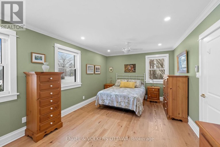 29610201/1105-edward-street/manotick-long-island-nicholls-island/ottawa/ontario/K4M1G8_19