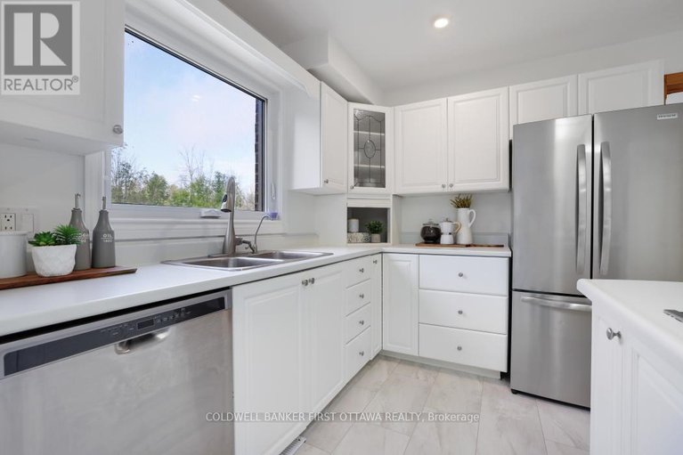 29229710/1921-ramsay-concession-11a-concession-e/mississippi-mills-ramsay-twp/mississippi-mills/ontario/K0A1A0_15