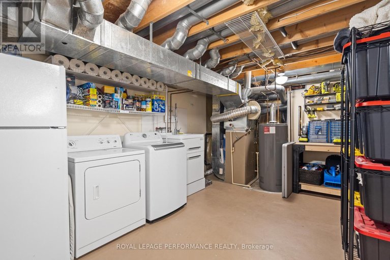 29606719/219-switzer-avenue/westborohampton-park/ottawa/ontario/K1Z7H8_37