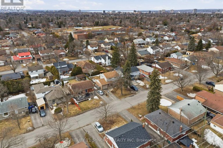 29577720/1298-woodside-drive/copeland-park/ottawa/ontario/K2C2G9_39