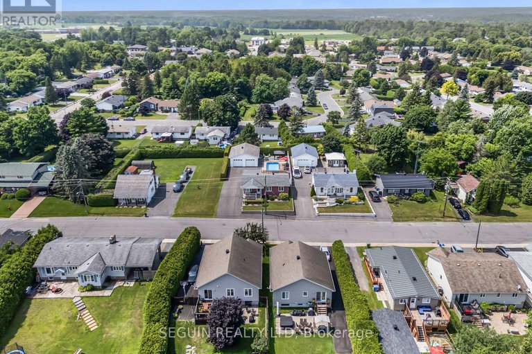 28998190/114-stanley-avenue/vankleek-hill/champlain/ontario/K0B1R0_42