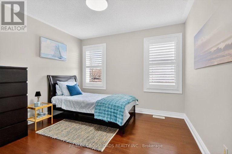 29588901/10-tierney-drive/longfields/ottawa/ontario/K2J4W2_32