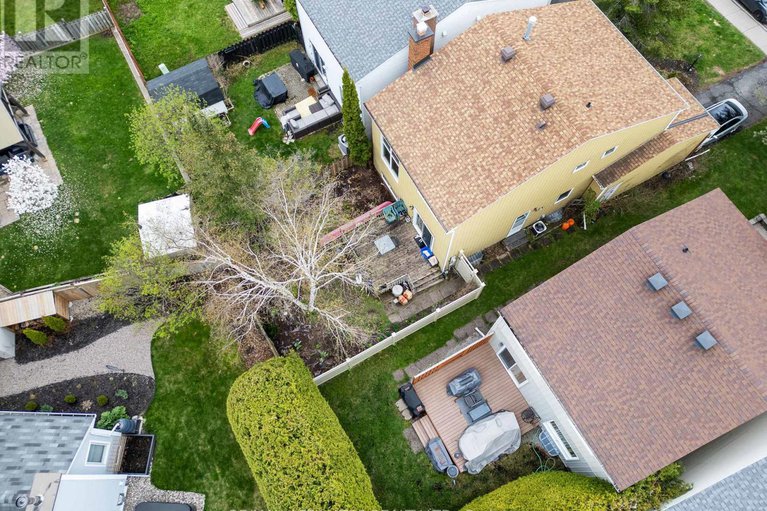 28295817/43-bluegrass-drive/bridlewood/ottawa/ontario/K2M1G2_32