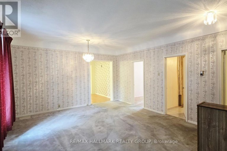 28608345/2923-ahearn-avenue/britannia/ottawa/ontario/K2B7A1_12