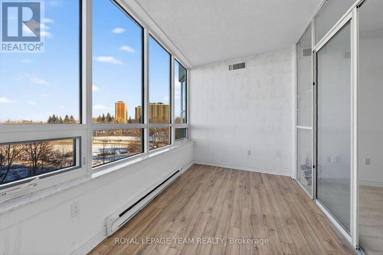 29358025/503-1480-riverside-drive/riverview-park/ottawa/ontario/K1G5H2_18