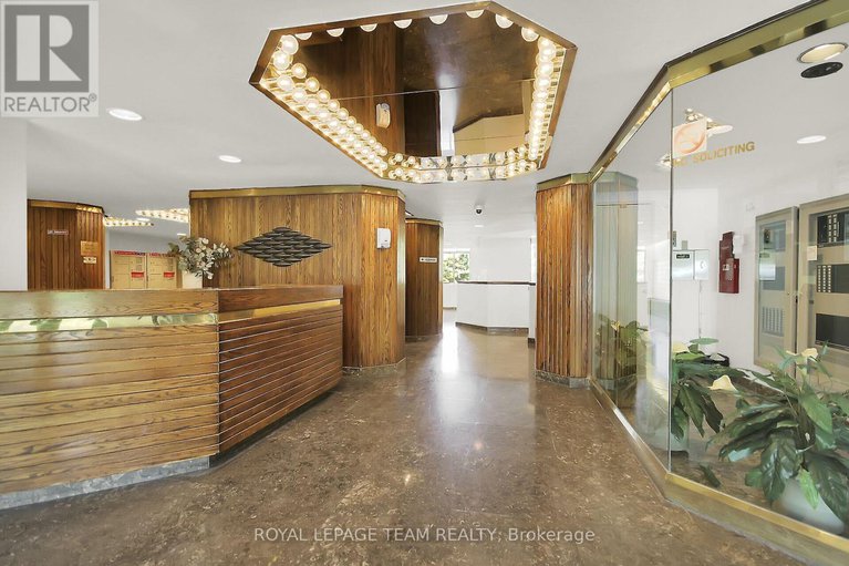 29117356/1708-2871-richmond-road/britannia-heights/ottawa/ontario/K2B8M5_4