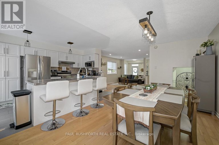 28907580/2087-breezewood-street/springridgeeast-village/ottawa/ontario/K4A4R7_10