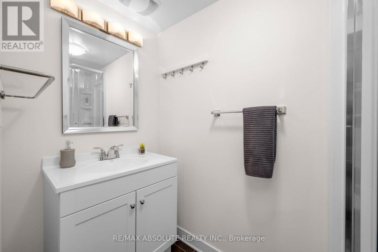 29053800/22-inuvik-crescent/katimavik/ottawa/ontario/K2L1A2_41