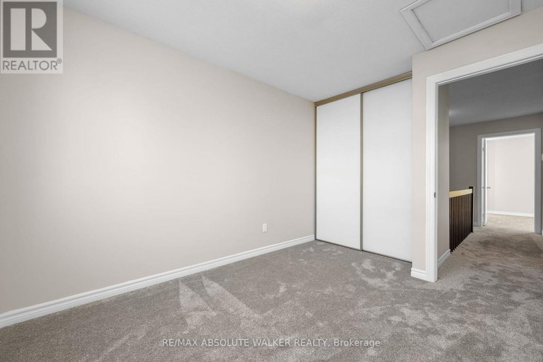 29427977/1538-briarfield-crescent/fallingbrookridgemount/ottawa/ontario/K4A1Z9_31