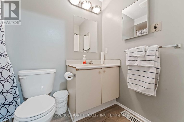 29248501/6467-natalie-way/chateauneuf/ottawa/ontario/K1C4Y3_24