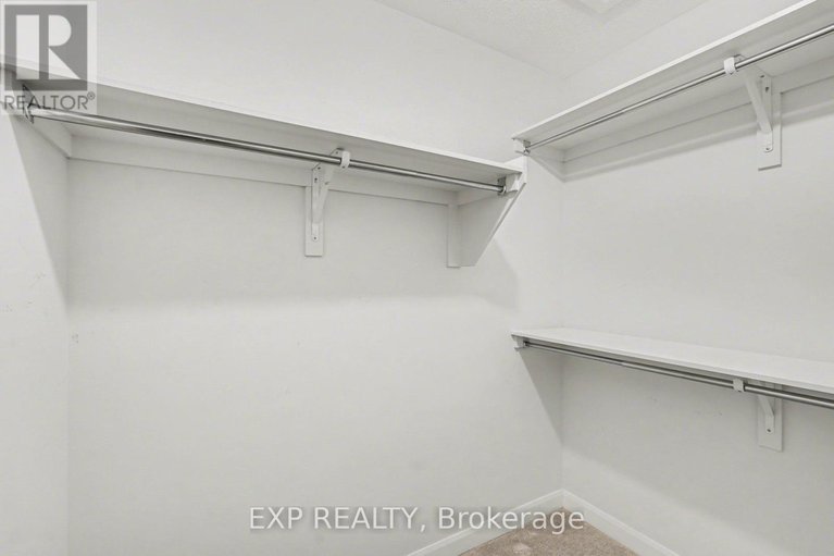 29566876/98-osler-street/morgans-grantsouth-march/ottawa/ontario/K2W0K8_19