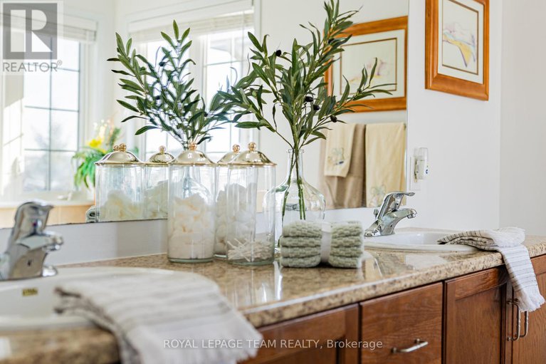 29440011/156-sunita-crescent/stonebridge/ottawa/ontario/K2J5S8_47