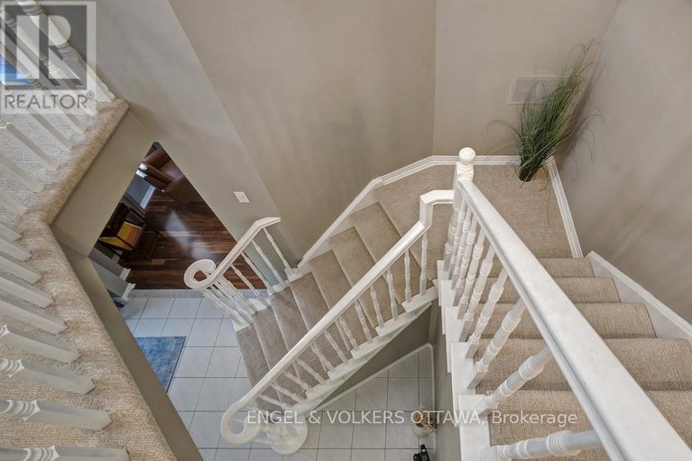 29581812/1263-randboro-crescent/navan/ottawa/ontario/K4B1K7_27