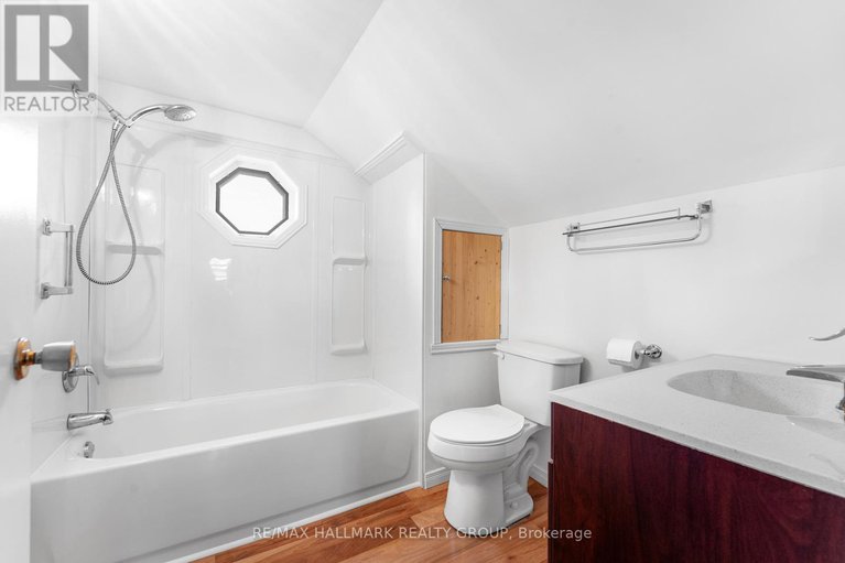 28602450/5-nelson-street/finch/north-stormont/ontario/K0C1K0_15