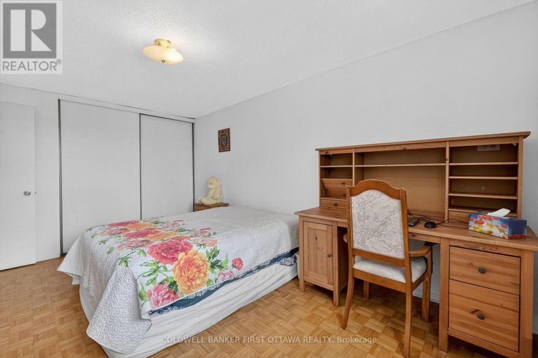 29449932/17-300-stone-quarry-private-s/carson-meadows/ottawa/ontario/K1K3Y2_60