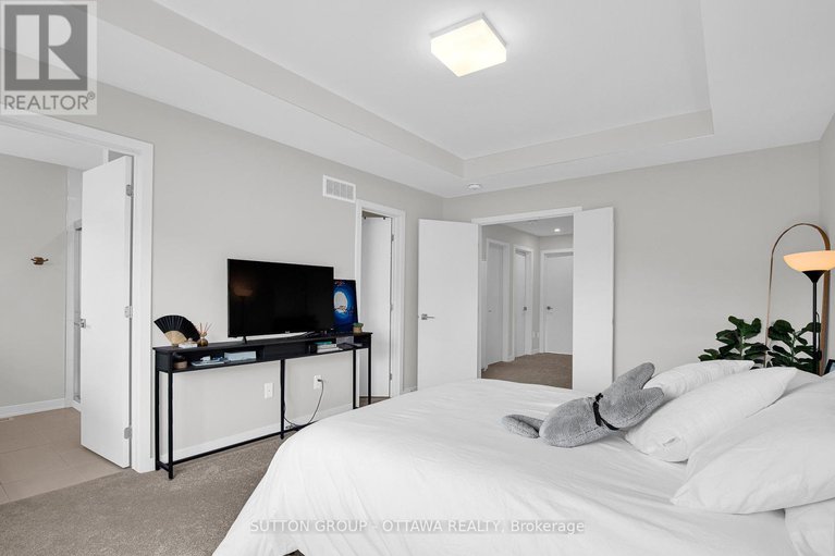 28497838/737-acai-way/riverside-southgloucester-glen/ottawa/ontario/K1X0K1_18