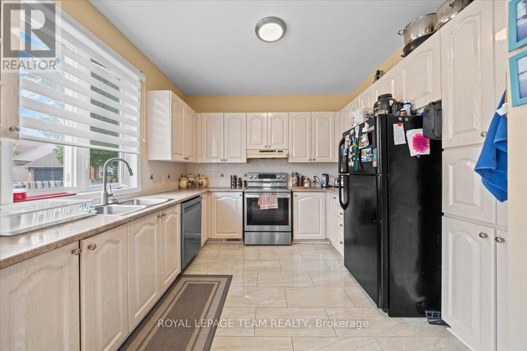 28500865/12-sunvale-way/barrhaven-east/ottawa/ontario/K2G6Y2_20