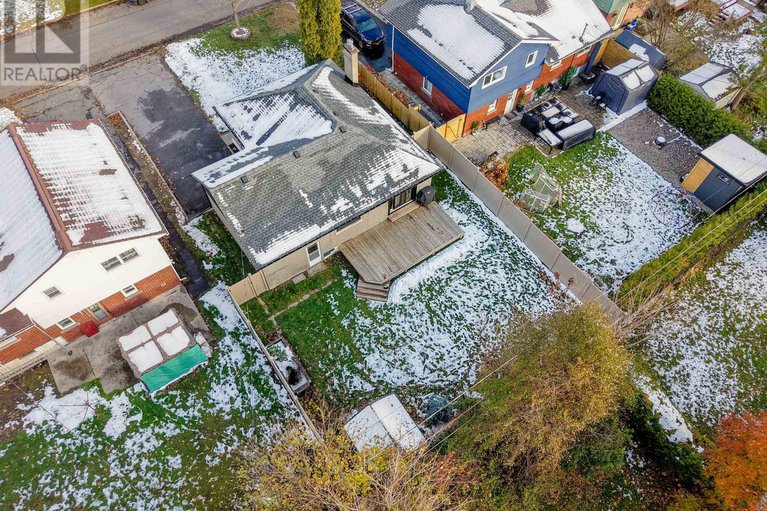 29105494/1260-henry-farm-drive/copeland-park/ottawa/ontario/K2C2E2_36