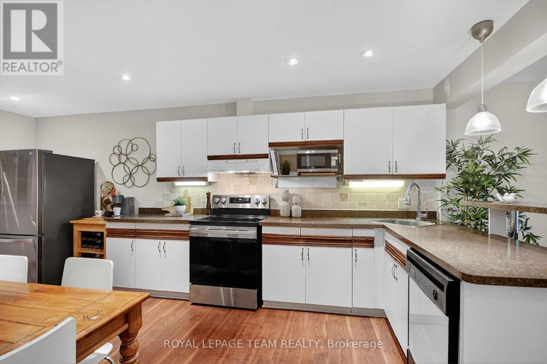 29045610/206-stratas-court/katimavik/ottawa/ontario/K2L3K5_6