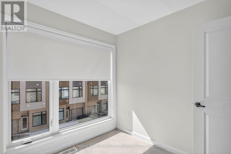 29585557/77-cherry-blossom-private/redwood-park/ottawa/ontario/K2H6Z9_16