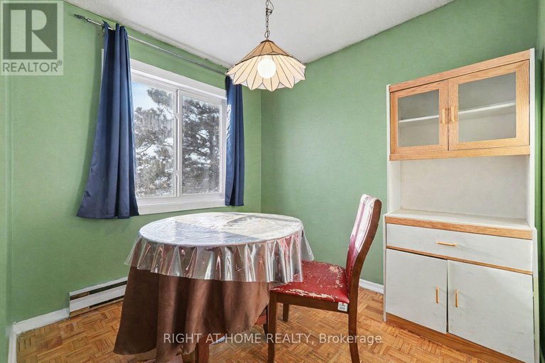 29331896/305b-2044-arrowsmith-drive/beacon-hill-south/ottawa/ontario/K1J7V8_12