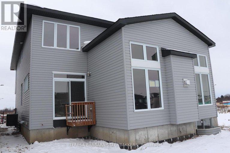 29190985/747-kenny-gordon-avenue-w/riverside-southgloucester-glen/ottawa/ontario/K4M0X9_3