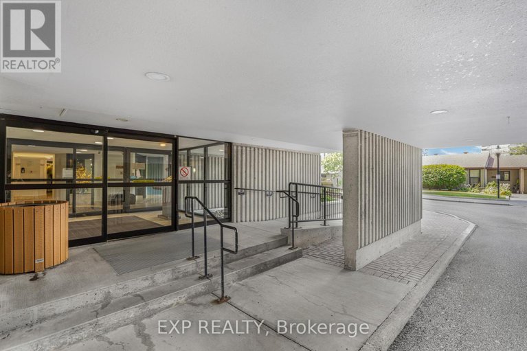 29241124/1501-1081-ambleside-drive/woodroffe/ottawa/ontario/K2B8C8_3