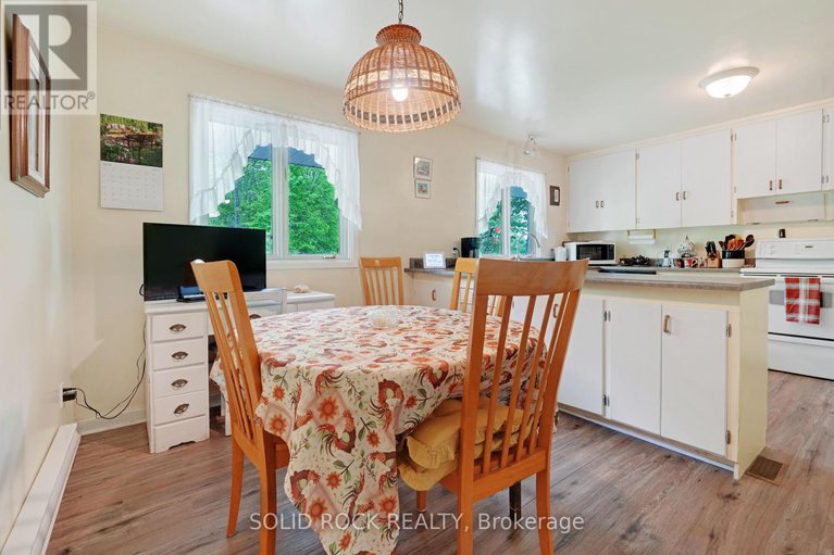 28369981/7725-lawrence-street/vernon/ottawa/ontario/K0A3J0_6