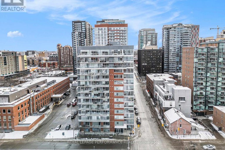 28302744/180-york-street/lower-townbyward-market/ottawa/ontario/K1N1J6_18
