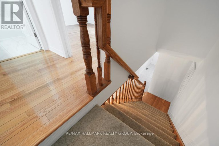 28226877/97-forestglade-crescent/hunt-club-park/ottawa/ontario/K1G6A6_12