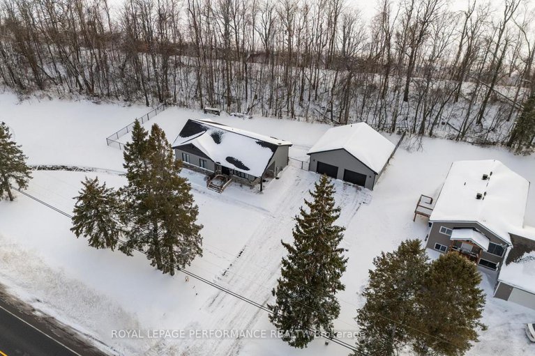 29228643/57-main-street/finch/north-stormont/ontario/K0C1K0_2