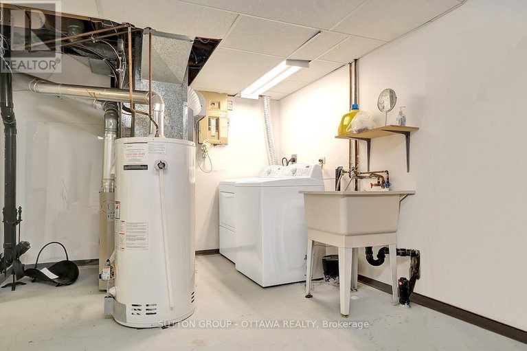 29209402/1540-bourcier-drive/bilberry-creekqueenswood-heights/ottawa/ontario/K1E3J2_9