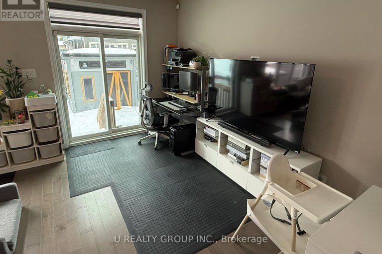 29416136/821-cedar-creek-drive/blossom-parkkemp-parkfindlay-creek/ottawa/ontario/K1T0B3_13