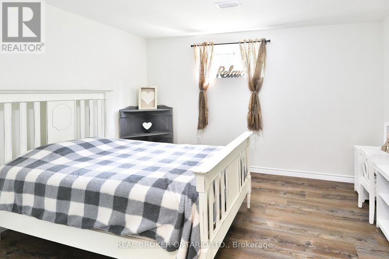 29067289/8-benjamin-lane/north-grenville-twp-kemptville-east/north-grenville/ontario/K0G1J0_28