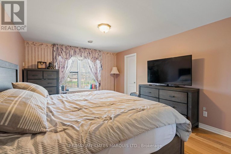 28238888/6274-karen-drive/south-glengarry-lancaster-twp/south-glengarry/ontario/K0C1E0_26