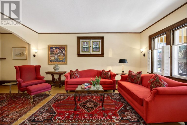 29643099/23-woodlawn-avenue/glebe/ottawa/ontario/K1S2S8_6