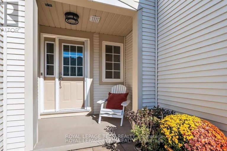 29688479/19-fieldberry-private/stonebridge/ottawa/ontario/K2J5E7_4