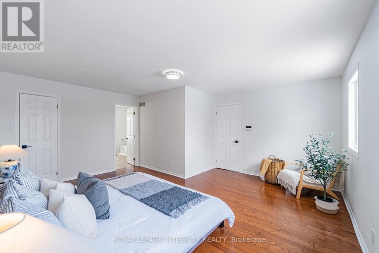 29486771/559-arc-en-ciel-street/fallingbrookgardenway-south/ottawa/ontario/K4A3J1_25