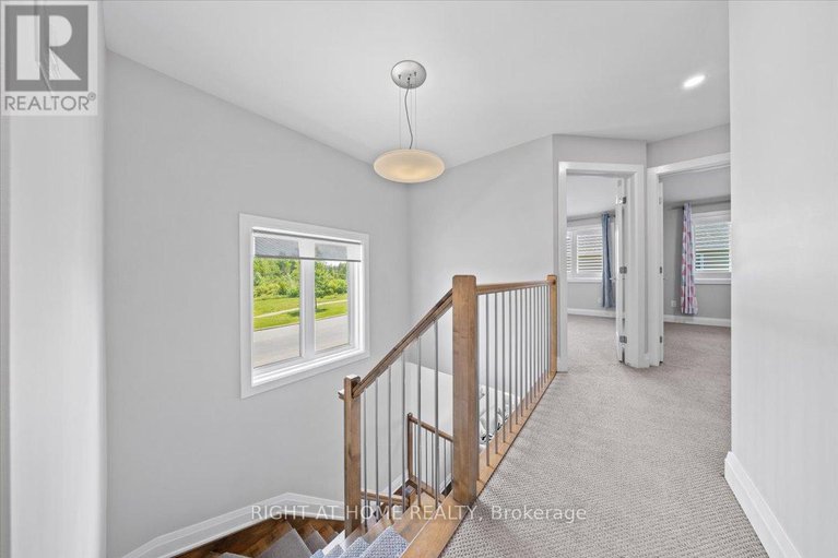 28522931/601-willowmere-way/blossom-parkkemp-parkfindlay-creek/ottawa/ontario/K1T0K2_24