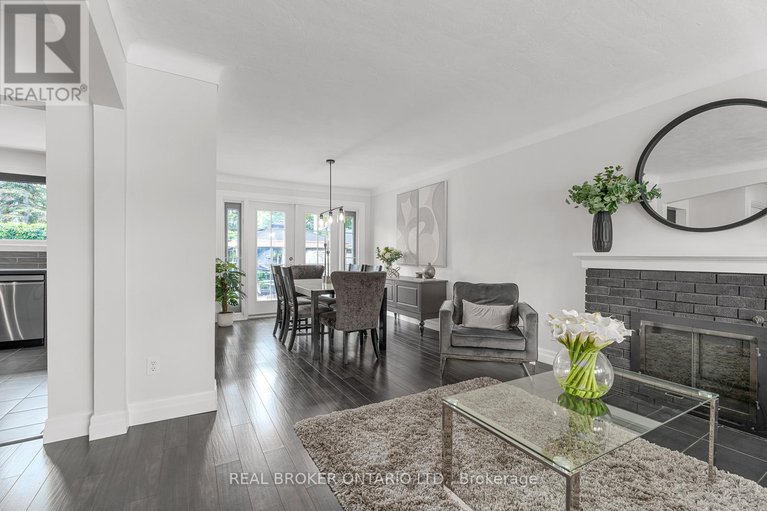 28629016/752-smyth-road/elmvale-acres/ottawa/ontario/K1G1P1_15