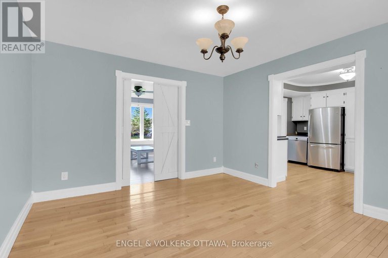28271751/4715-kelso-street-e/augusta-twp/augusta/ontario/K0E1T0_18