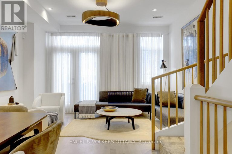 29300834/449-edison-avenue/mckellarhighland/ottawa/ontario/K2A1S5_8