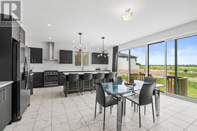 28867906/117-orchestra-way/riverside-southgloucester-glen/ottawa/ontario/K4M0R5_11