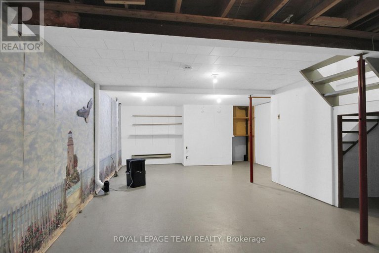 28816940/f-23-sonnet-crescent/westcliffe-estates/ottawa/ontario/K2H8W8_24