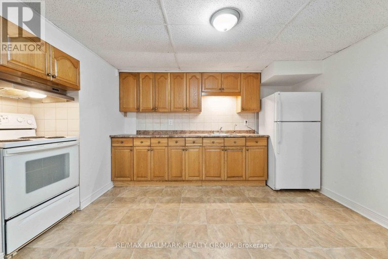 29121150/431-blake-boulevard/vanier/ottawa/ontario/K1K1A9_23