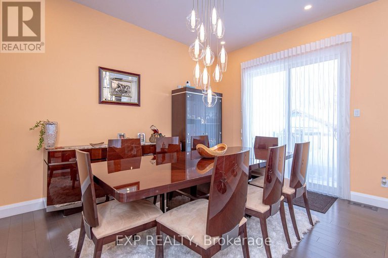 29367435/1473-rosebella-avenue-w/blossom-parkkemp-parkfindlay-creek/ottawa/ontario/K1T1E5_21