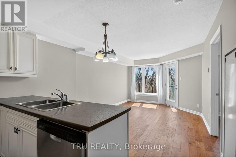 29625334/113-398-van-buren-street/kemptville/north-grenville/ontario/K0G1J0_8