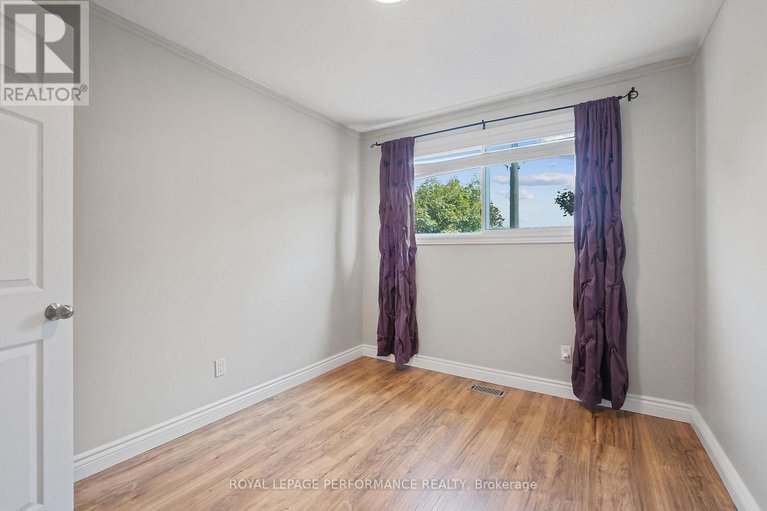 28853085/775-de-salaberry-street/beacon-hill-north/ottawa/ontario/K1J6Y5_22